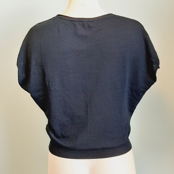 🅱️🅾️G🅾️ black knits top with silver sequins - Picture 2 of 5